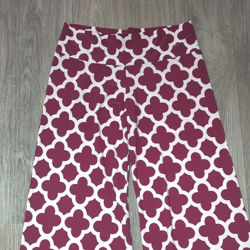 Soft Feel Elastic Stylish Burgundy and White Patterned Pants - Picture 2 of 6